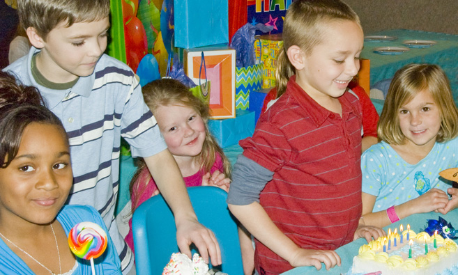 Birthday parties at the aquarium